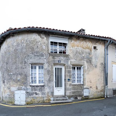 Laconciergeriejonzac, Residence Georgeon Esterno foto